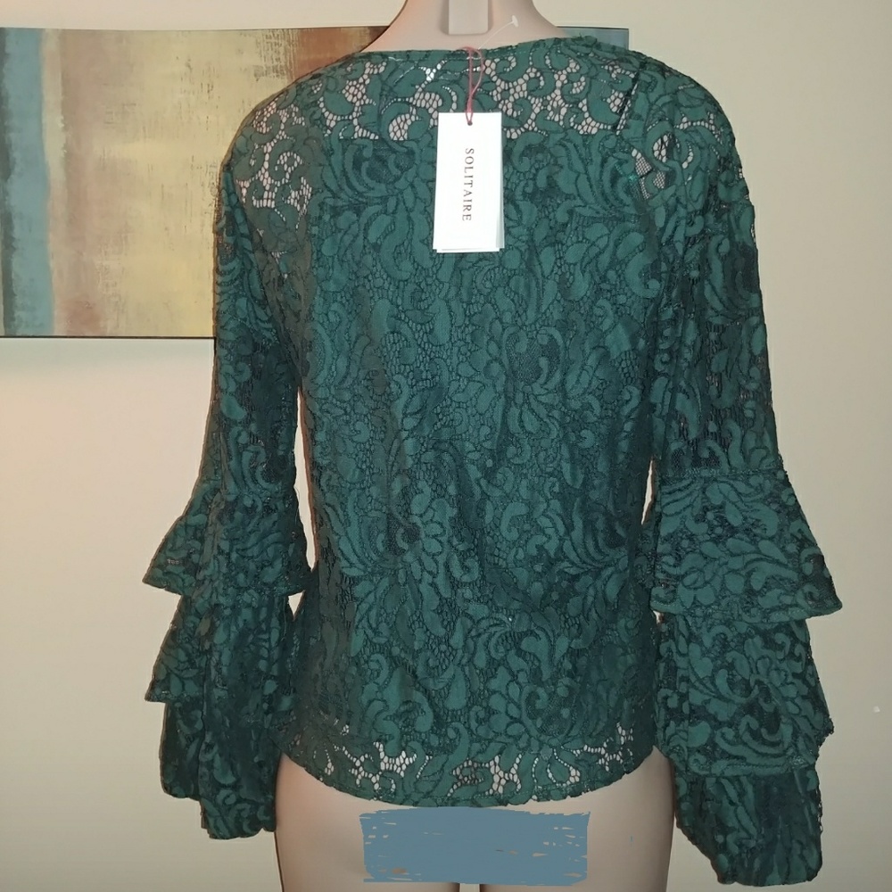 SOLITAIRE JADE GREEN LACE RUFFLE SLEEVE LAYERED - Picture 5 of 6